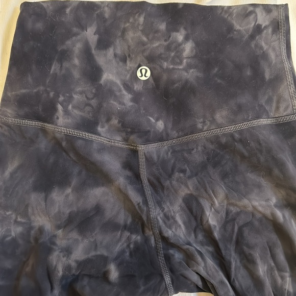 Lulu align leggings! - Picture 2 of 4